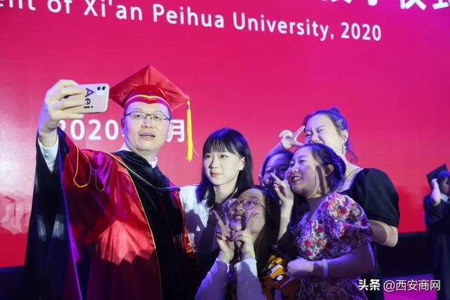 相信未来,乘风破浪丨万象城体育,万象城(中国)公司举行2020届毕业典礼